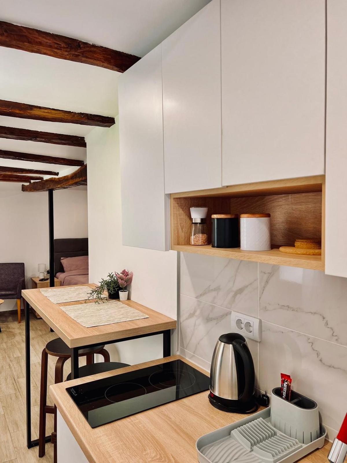 Stone House Central Belgrade Studio Bagian luar foto